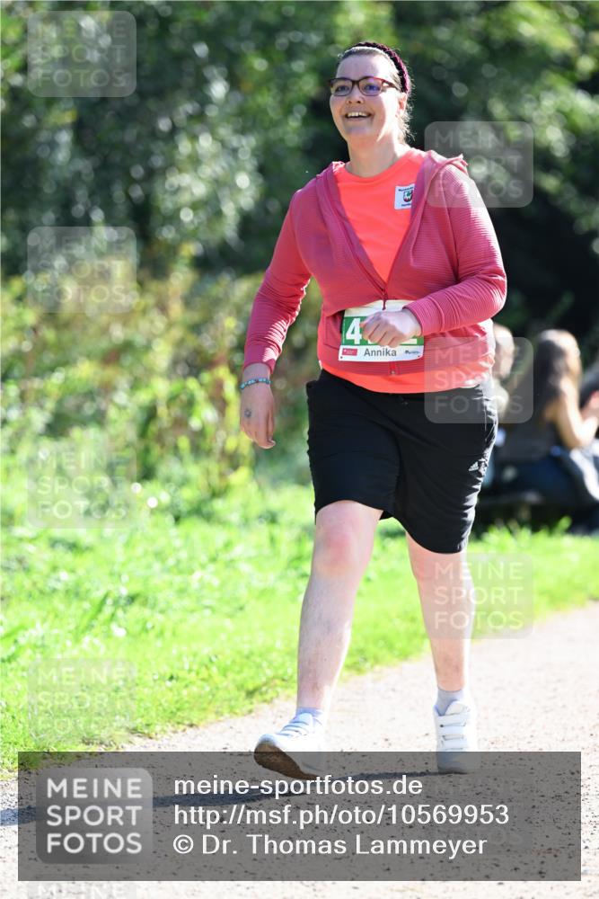 27.09.2026 - 35. Volkslauf durch das schöne Alstertal Dr. Thomas Lammeyer http://msf.ph/oto/10569953 27.09.2026 11:07:12 Laufen 40 meine-sportfotos.de