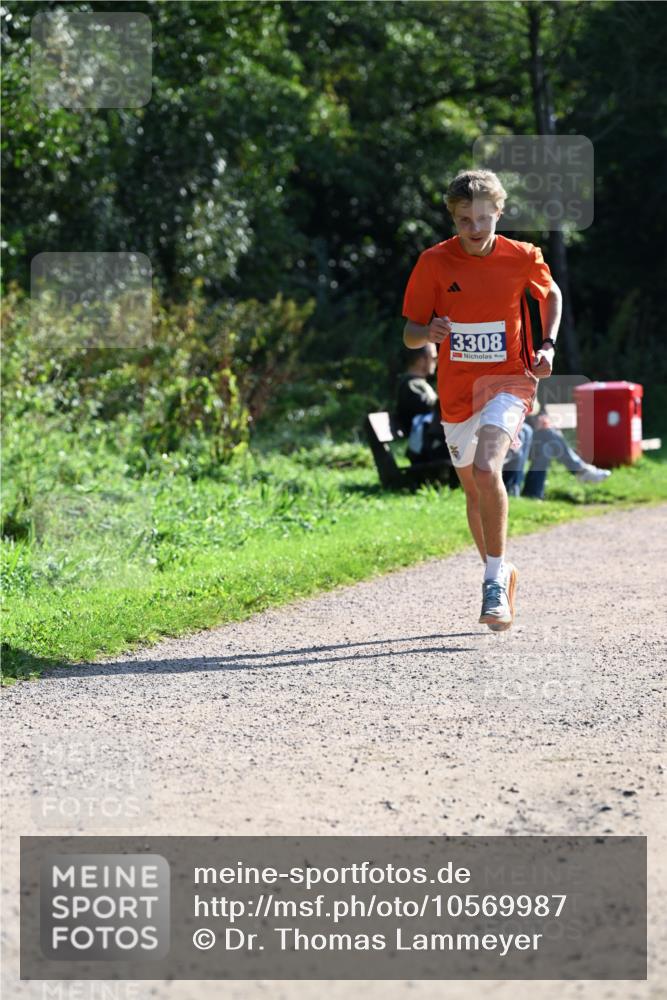 27.09.2026 - 35. Volkslauf durch das schöne Alstertal Dr. Thomas Lammeyer http://msf.ph/oto/10569987 27.09.2026 11:07:51 Laufen 3308 meine-sportfotos.de