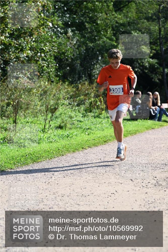 27.09.2026 - 35. Volkslauf durch das schöne Alstertal Dr. Thomas Lammeyer http://msf.ph/oto/10569992 27.09.2026 11:07:52 Laufen 3308 meine-sportfotos.de