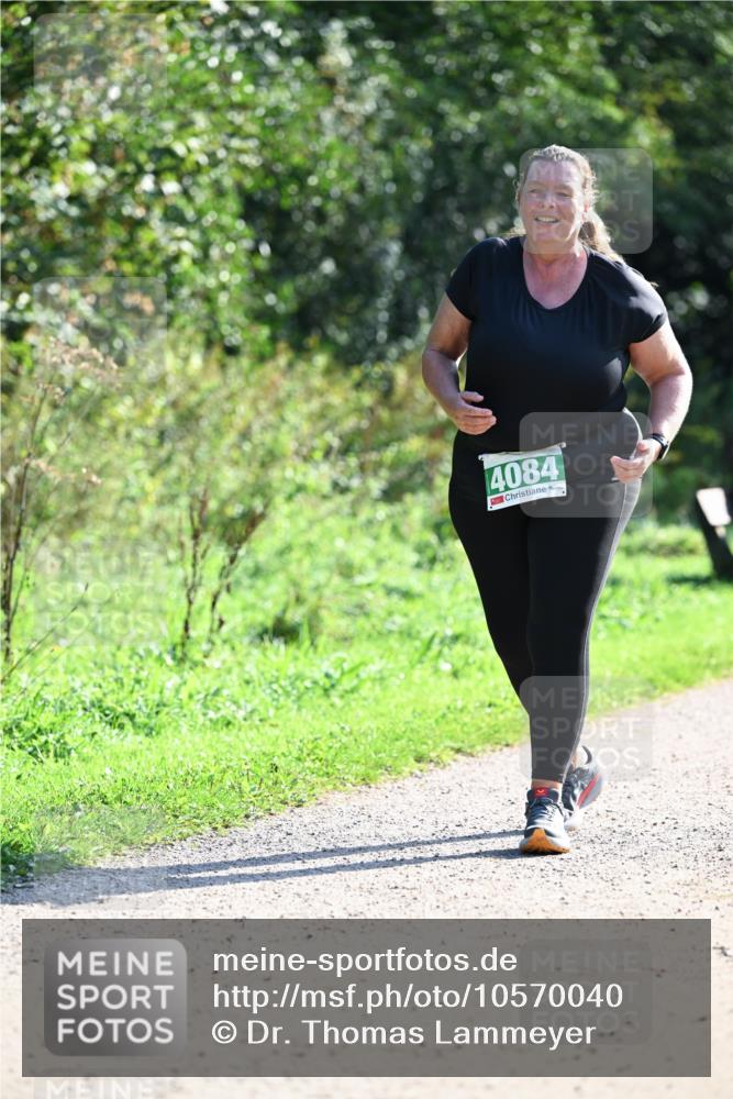 27.09.2026 - 35. Volkslauf durch das schöne Alstertal Dr. Thomas Lammeyer http://msf.ph/oto/10570040 27.09.2026 11:09:06 Laufen 4084 meine-sportfotos.de