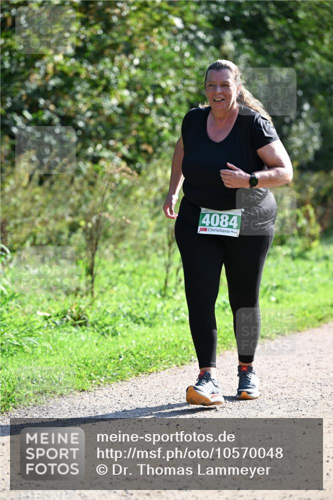 27.09.2026 - 35. Volkslauf durch das schöne Alstertal Dr. Thomas Lammeyer http://msf.ph/oto/10570048 27.09.2026 11:09:07 Laufen 4084 meine-sportfotos.de
