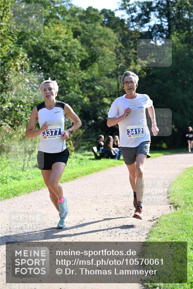 27.09.2026 - 35. Volkslauf durch das schöne Alstertal Dr. Thomas Lammeyer http://msf.ph/oto/10570061 27.09.2026 11:09:10 Laufen 3377, 3412 meine-sportfotos.de