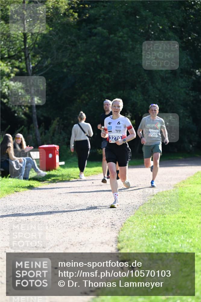 27.09.2026 - 35. Volkslauf durch das schöne Alstertal Dr. Thomas Lammeyer http://msf.ph/oto/10570103 27.09.2026 11:09:27 Laufen 3069, 3230 meine-sportfotos.de