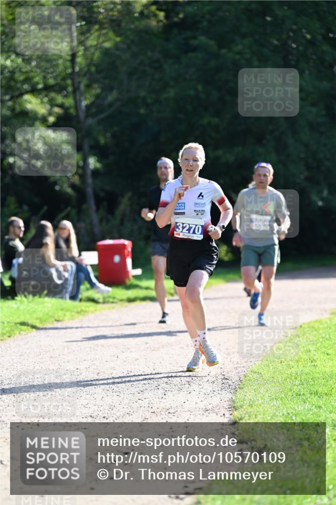 27.09.2026 - 35. Volkslauf durch das schöne Alstertal Dr. Thomas Lammeyer http://msf.ph/oto/10570109 27.09.2026 11:09:28 Laufen 3270 meine-sportfotos.de