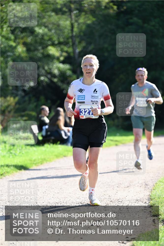 27.09.2026 - 35. Volkslauf durch das schöne Alstertal Dr. Thomas Lammeyer http://msf.ph/oto/10570116 27.09.2026 11:09:29 Laufen 3273 meine-sportfotos.de