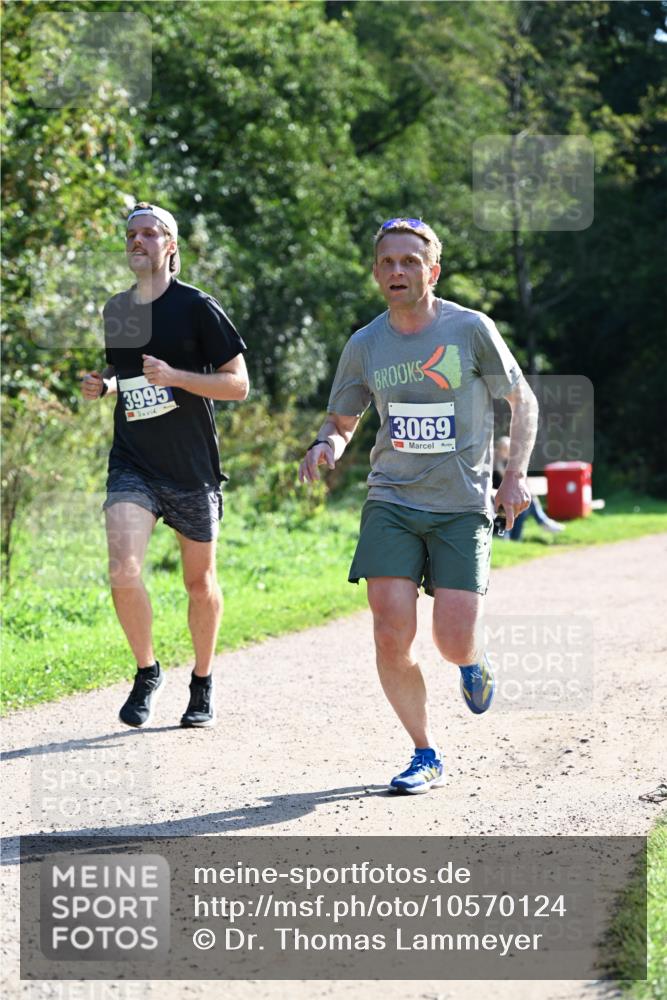 27.09.2026 - 35. Volkslauf durch das schöne Alstertal Dr. Thomas Lammeyer http://msf.ph/oto/10570124 27.09.2026 11:09:31 Laufen 3995, 3069 meine-sportfotos.de