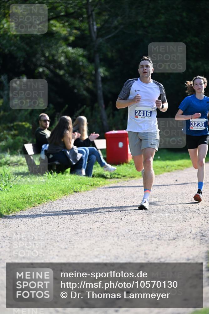 27.09.2026 - 35. Volkslauf durch das schöne Alstertal Dr. Thomas Lammeyer http://msf.ph/oto/10570130 27.09.2026 11:09:54 Laufen 2416, 3235 meine-sportfotos.de