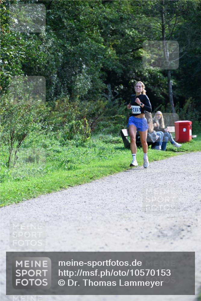 27.09.2026 - 35. Volkslauf durch das schöne Alstertal Dr. Thomas Lammeyer http://msf.ph/oto/10570153 27.09.2026 11:10:01 Laufen 2415 meine-sportfotos.de