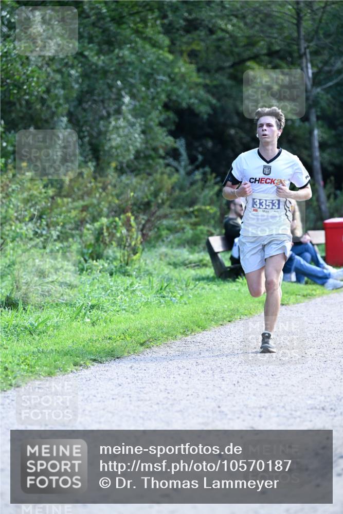 27.09.2026 - 35. Volkslauf durch das schöne Alstertal Dr. Thomas Lammeyer http://msf.ph/oto/10570187 27.09.2026 11:10:28 Laufen 3353 meine-sportfotos.de