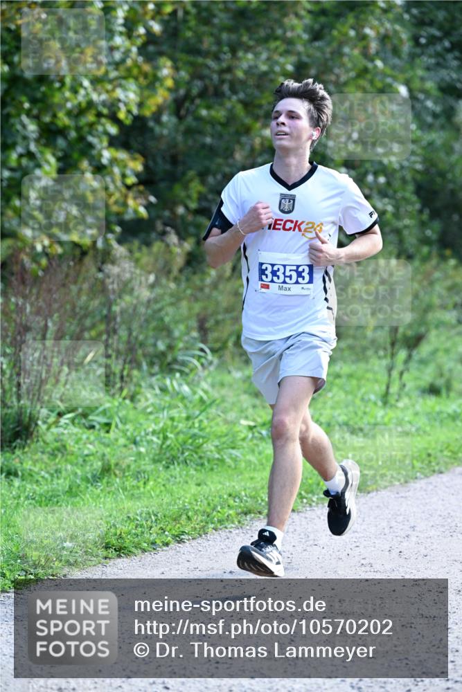 27.09.2026 - 35. Volkslauf durch das schöne Alstertal Dr. Thomas Lammeyer http://msf.ph/oto/10570202 27.09.2026 11:10:30 Laufen 2, 3353 meine-sportfotos.de