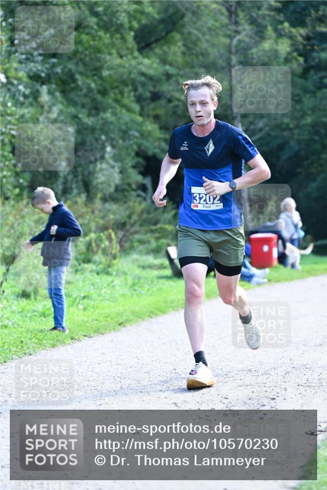 27.09.2026 - 35. Volkslauf durch das schöne Alstertal Dr. Thomas Lammeyer http://msf.ph/oto/10570230 27.09.2026 11:11:03 Laufen 3202 meine-sportfotos.de