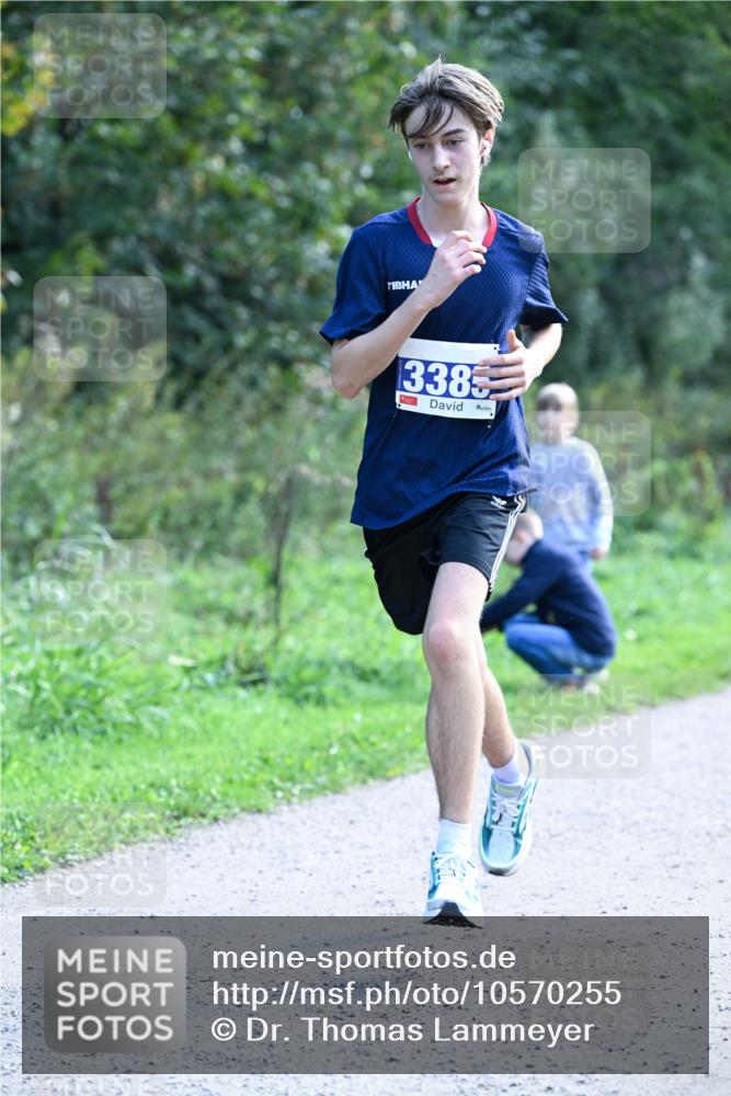 27.09.2026 - 35. Volkslauf durch das schöne Alstertal Dr. Thomas Lammeyer http://msf.ph/oto/10570255 27.09.2026 11:11:12 Laufen 13385 meine-sportfotos.de