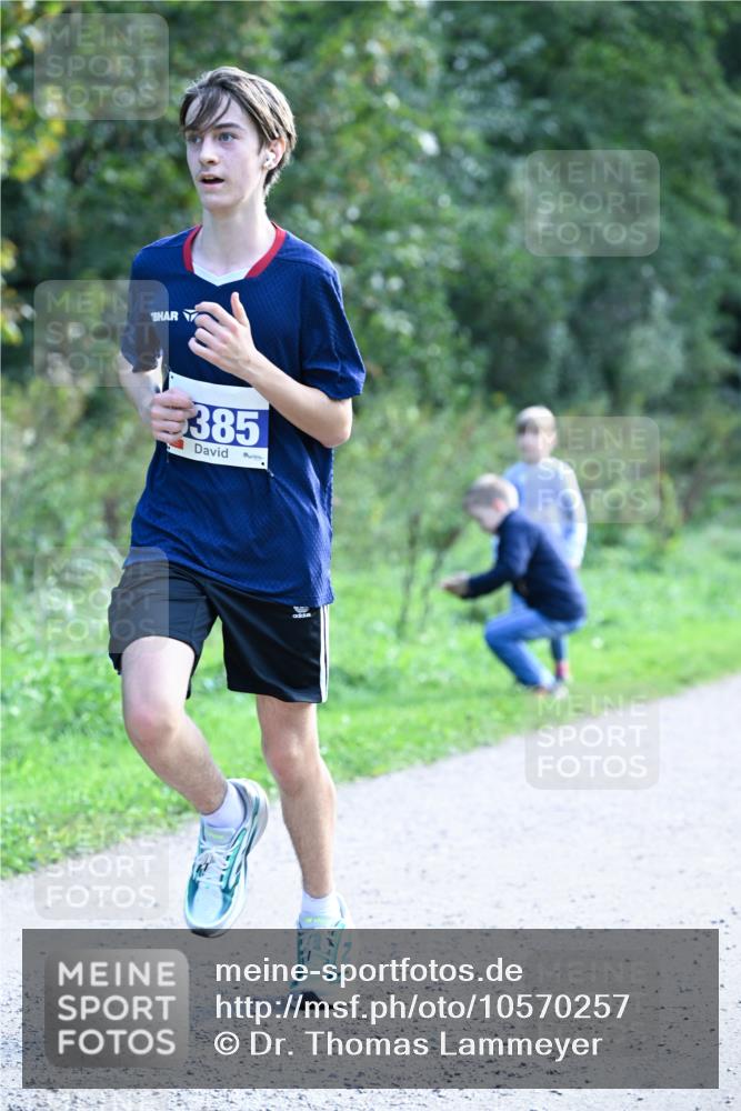 27.09.2026 - 35. Volkslauf durch das schöne Alstertal Dr. Thomas Lammeyer http://msf.ph/oto/10570257 27.09.2026 11:11:12 Laufen 385 meine-sportfotos.de