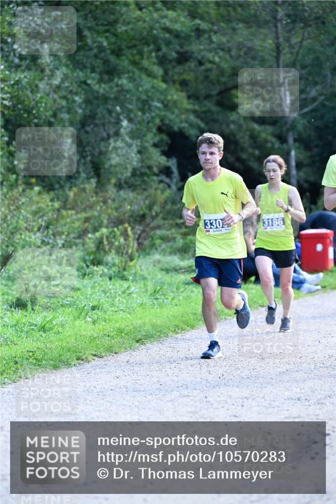 27.09.2026 - 35. Volkslauf durch das schöne Alstertal Dr. Thomas Lammeyer http://msf.ph/oto/10570283 27.09.2026 11:11:22 Laufen 330, 3186 meine-sportfotos.de