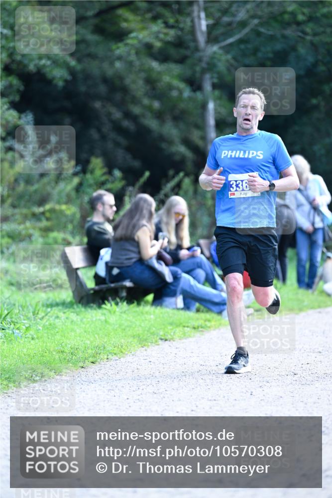 27.09.2026 - 35. Volkslauf durch das schöne Alstertal Dr. Thomas Lammeyer http://msf.ph/oto/10570308 27.09.2026 11:11:31 Laufen 336 meine-sportfotos.de
