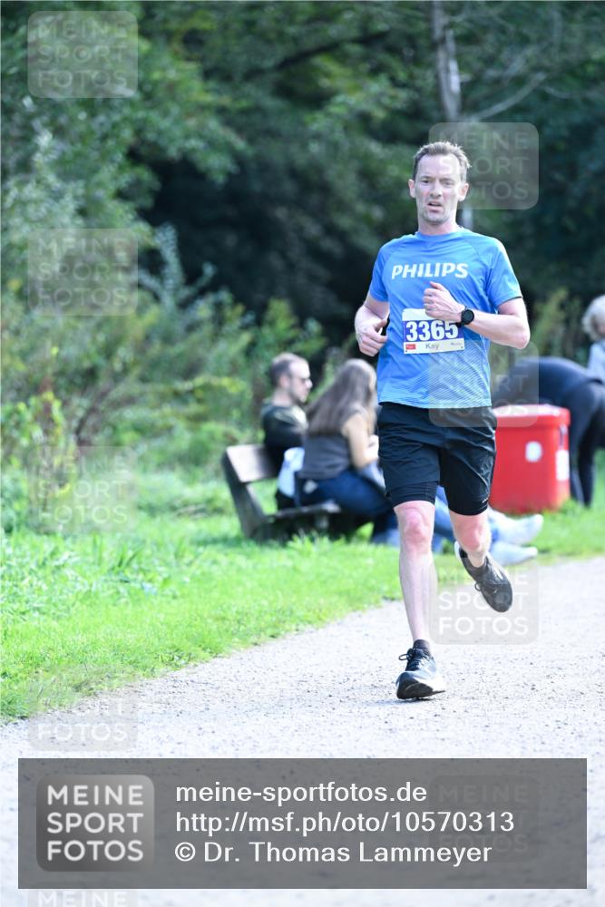 27.09.2026 - 35. Volkslauf durch das schöne Alstertal Dr. Thomas Lammeyer http://msf.ph/oto/10570313 27.09.2026 11:11:32 Laufen 3365, 11 meine-sportfotos.de
