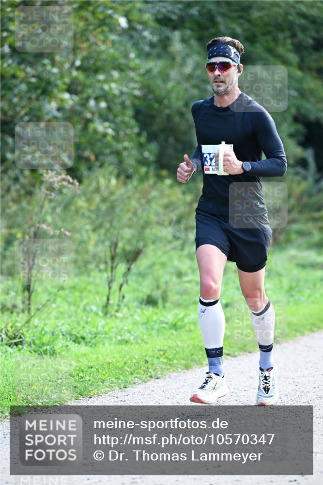 27.09.2026 - 35. Volkslauf durch das schöne Alstertal Dr. Thomas Lammeyer http://msf.ph/oto/10570347 27.09.2026 11:11:46 Laufen  meine-sportfotos.de