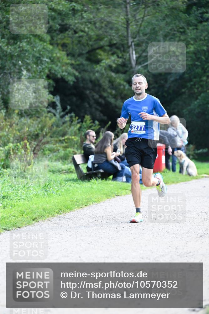27.09.2026 - 35. Volkslauf durch das schöne Alstertal Dr. Thomas Lammeyer http://msf.ph/oto/10570352 27.09.2026 11:12:15 Laufen 3277 meine-sportfotos.de