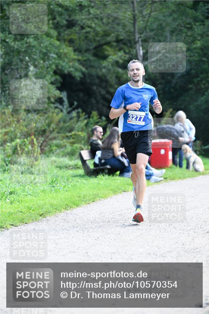27.09.2026 - 35. Volkslauf durch das schöne Alstertal Dr. Thomas Lammeyer http://msf.ph/oto/10570354 27.09.2026 11:12:15 Laufen 3277 meine-sportfotos.de