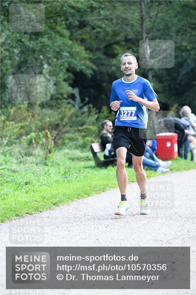 27.09.2026 - 35. Volkslauf durch das schöne Alstertal Dr. Thomas Lammeyer http://msf.ph/oto/10570356 27.09.2026 11:12:16 Laufen 3277 meine-sportfotos.de