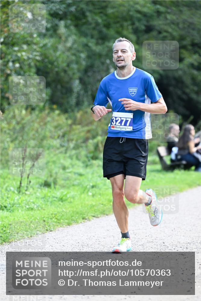 27.09.2026 - 35. Volkslauf durch das schöne Alstertal Dr. Thomas Lammeyer http://msf.ph/oto/10570363 27.09.2026 11:12:17 Laufen 3277 meine-sportfotos.de