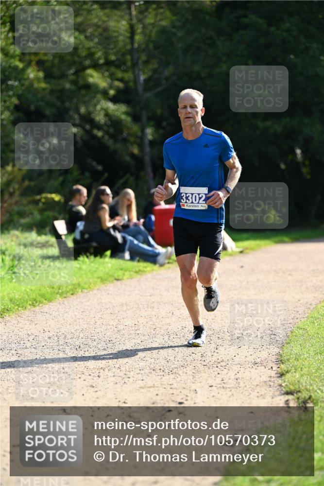 27.09.2026 - 35. Volkslauf durch das schöne Alstertal Dr. Thomas Lammeyer http://msf.ph/oto/10570373 27.09.2026 11:12:40 Laufen 3302 meine-sportfotos.de