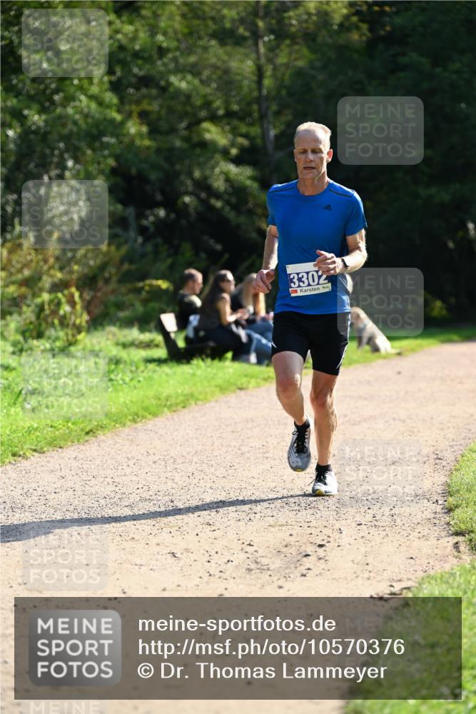 27.09.2026 - 35. Volkslauf durch das schöne Alstertal Dr. Thomas Lammeyer http://msf.ph/oto/10570376 27.09.2026 11:12:41 Laufen 3302 meine-sportfotos.de