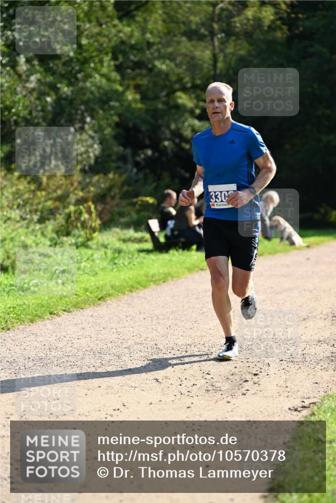 27.09.2026 - 35. Volkslauf durch das schöne Alstertal Dr. Thomas Lammeyer http://msf.ph/oto/10570378 27.09.2026 11:12:41 Laufen 330 meine-sportfotos.de