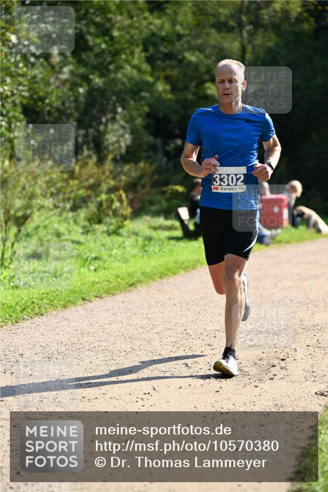 27.09.2026 - 35. Volkslauf durch das schöne Alstertal Dr. Thomas Lammeyer http://msf.ph/oto/10570380 27.09.2026 11:12:41 Laufen 3302 meine-sportfotos.de