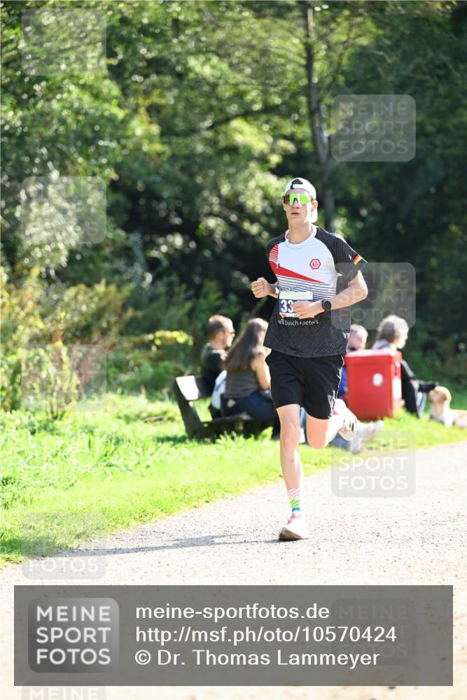 27.09.2026 - 35. Volkslauf durch das schöne Alstertal Dr. Thomas Lammeyer http://msf.ph/oto/10570424 27.09.2026 11:13:03 Laufen 33 meine-sportfotos.de