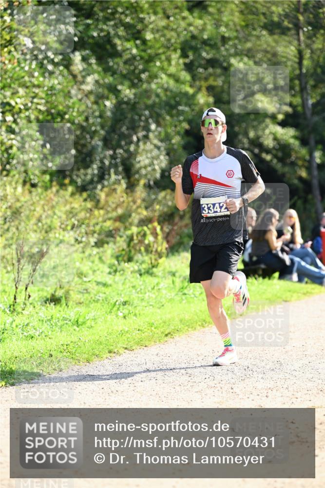 27.09.2026 - 35. Volkslauf durch das schöne Alstertal Dr. Thomas Lammeyer http://msf.ph/oto/10570431 27.09.2026 11:13:04 Laufen 3342 meine-sportfotos.de