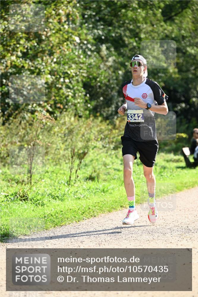 27.09.2026 - 35. Volkslauf durch das schöne Alstertal Dr. Thomas Lammeyer http://msf.ph/oto/10570435 27.09.2026 11:13:05 Laufen 3342 meine-sportfotos.de