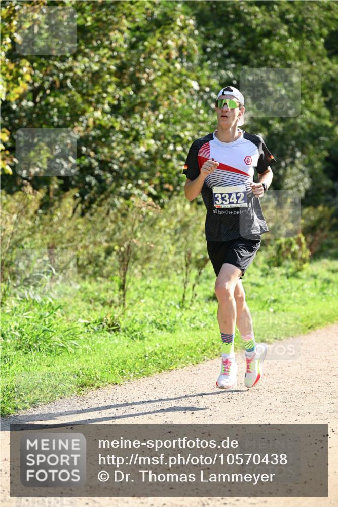 27.09.2026 - 35. Volkslauf durch das schöne Alstertal Dr. Thomas Lammeyer http://msf.ph/oto/10570438 27.09.2026 11:13:05 Laufen 3342 meine-sportfotos.de