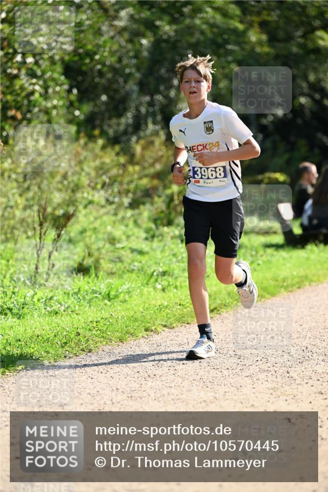 27.09.2026 - 35. Volkslauf durch das schöne Alstertal Dr. Thomas Lammeyer http://msf.ph/oto/10570445 27.09.2026 11:13:20 Laufen 24, 43968 meine-sportfotos.de