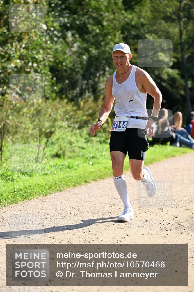 27.09.2026 - 35. Volkslauf durch das schöne Alstertal Dr. Thomas Lammeyer http://msf.ph/oto/10570466 27.09.2026 11:13:24 Laufen 3144 meine-sportfotos.de