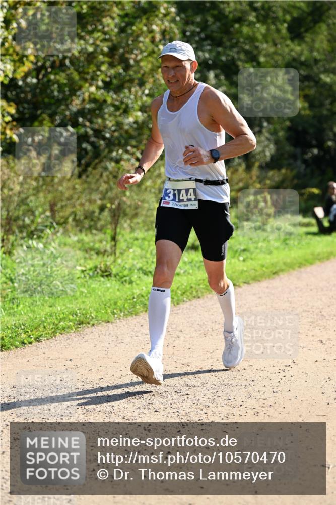 27.09.2026 - 35. Volkslauf durch das schöne Alstertal Dr. Thomas Lammeyer http://msf.ph/oto/10570470 27.09.2026 11:13:25 Laufen 3144 meine-sportfotos.de