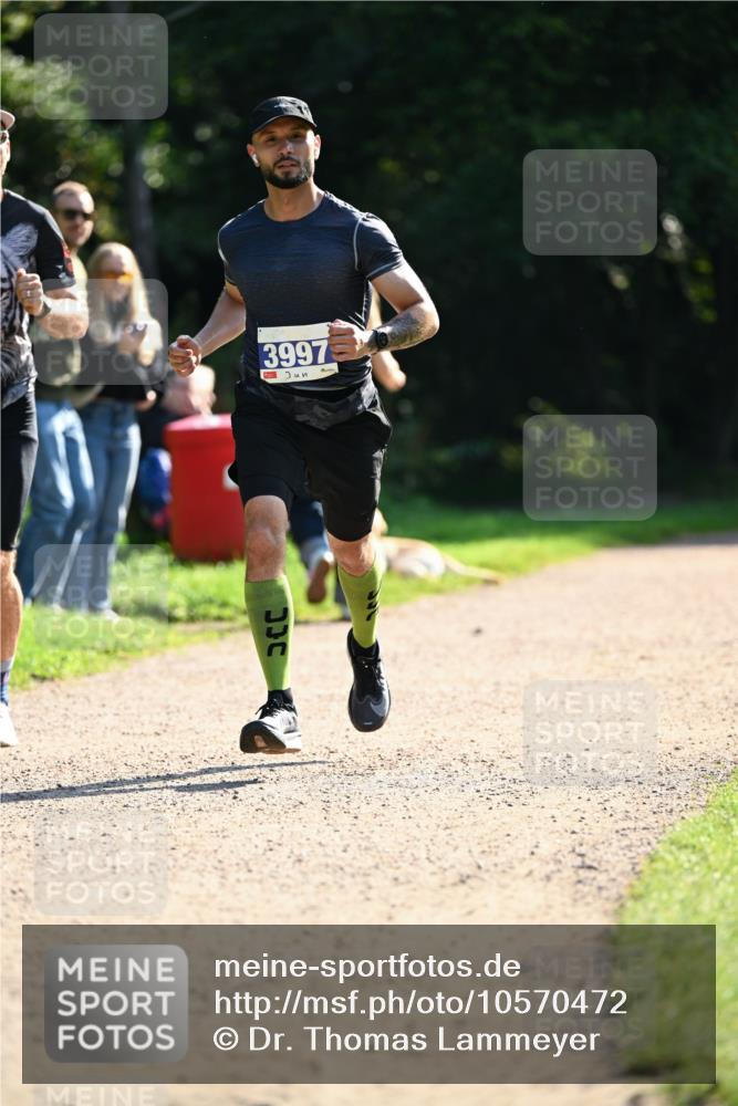 27.09.2026 - 35. Volkslauf durch das schöne Alstertal Dr. Thomas Lammeyer http://msf.ph/oto/10570472 27.09.2026 11:13:41 Laufen 3997 meine-sportfotos.de
