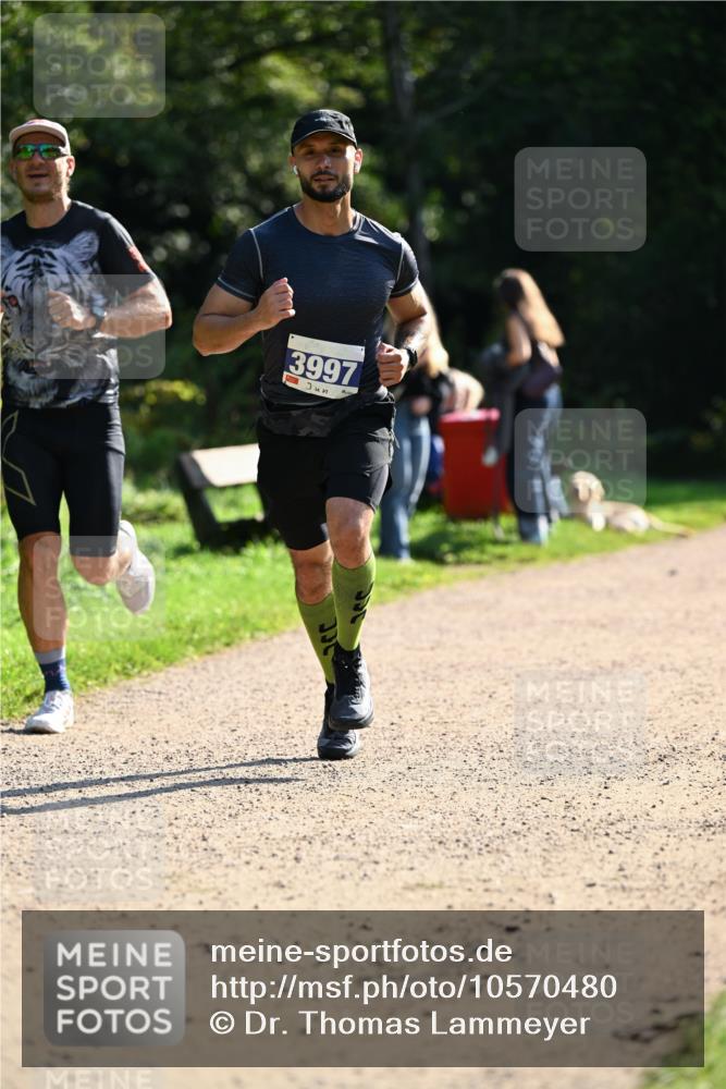 27.09.2026 - 35. Volkslauf durch das schöne Alstertal Dr. Thomas Lammeyer http://msf.ph/oto/10570480 27.09.2026 11:13:42 Laufen 3997 meine-sportfotos.de