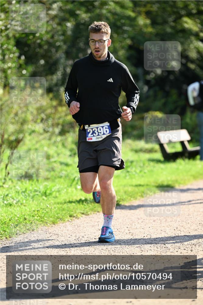 27.09.2026 - 35. Volkslauf durch das schöne Alstertal Dr. Thomas Lammeyer http://msf.ph/oto/10570494 27.09.2026 11:13:49 Laufen 2396 meine-sportfotos.de
