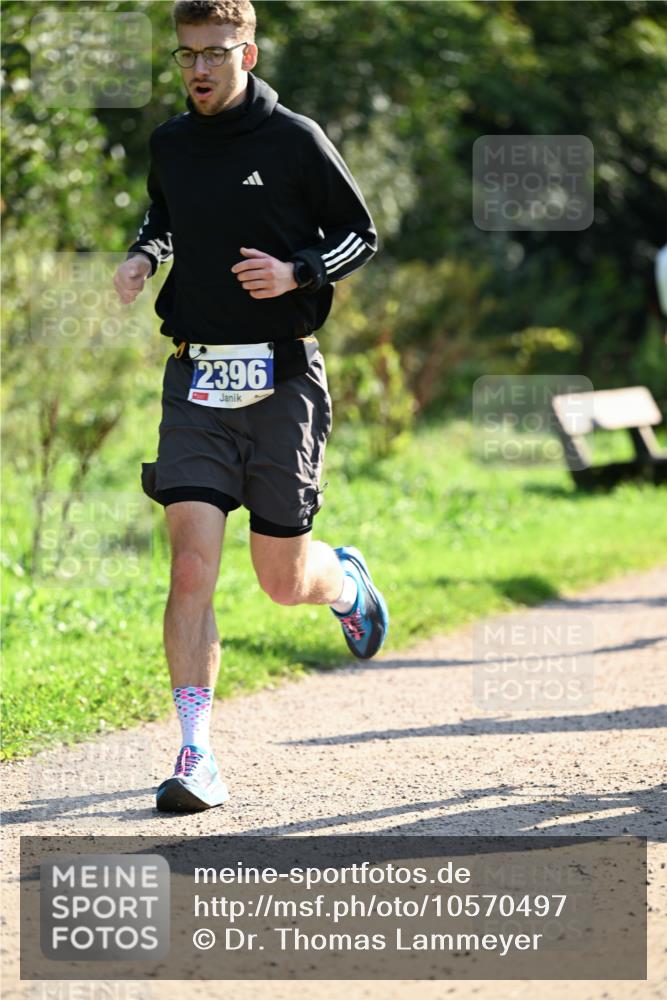 27.09.2026 - 35. Volkslauf durch das schöne Alstertal Dr. Thomas Lammeyer http://msf.ph/oto/10570497 27.09.2026 11:13:49 Laufen 2396 meine-sportfotos.de