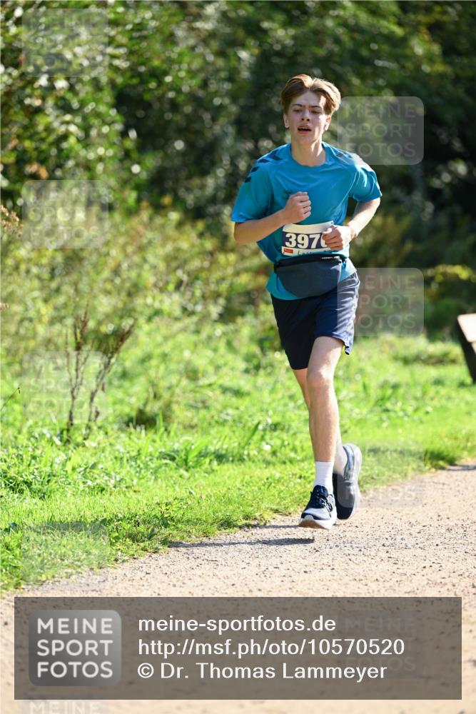 27.09.2026 - 35. Volkslauf durch das schöne Alstertal Dr. Thomas Lammeyer http://msf.ph/oto/10570520 27.09.2026 11:13:53 Laufen 397 meine-sportfotos.de