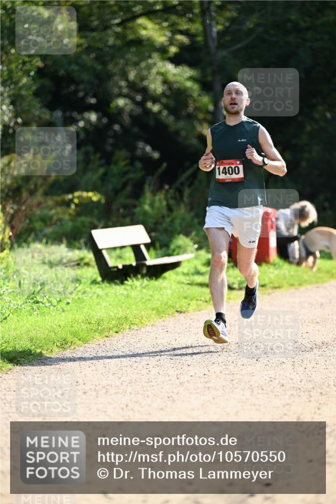 27.09.2026 - 35. Volkslauf durch das schöne Alstertal Dr. Thomas Lammeyer http://msf.ph/oto/10570550 27.09.2026 11:14:07 Laufen 1400 meine-sportfotos.de