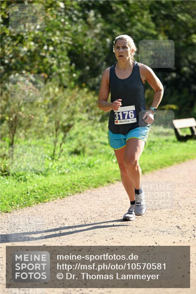 27.09.2026 - 35. Volkslauf durch das schöne Alstertal Dr. Thomas Lammeyer http://msf.ph/oto/10570581 27.09.2026 11:14:15 Laufen 3176 meine-sportfotos.de