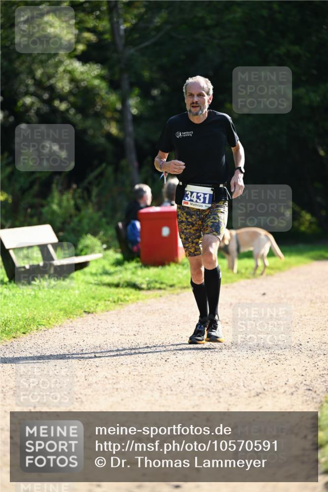27.09.2026 - 35. Volkslauf durch das schöne Alstertal Dr. Thomas Lammeyer http://msf.ph/oto/10570591 27.09.2026 11:14:21 Laufen 3431 meine-sportfotos.de