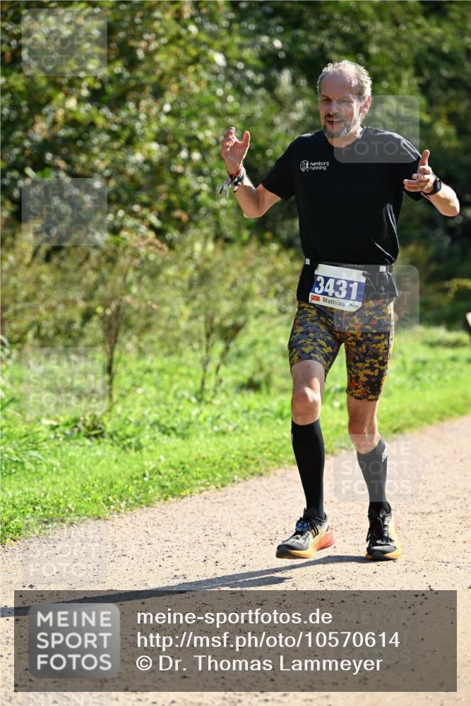 27.09.2026 - 35. Volkslauf durch das schöne Alstertal Dr. Thomas Lammeyer http://msf.ph/oto/10570614 27.09.2026 11:14:23 Laufen 3431 meine-sportfotos.de