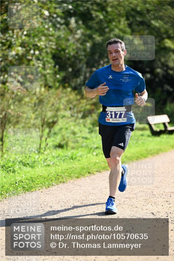 27.09.2026 - 35. Volkslauf durch das schöne Alstertal Dr. Thomas Lammeyer http://msf.ph/oto/10570635 27.09.2026 11:14:29 Laufen 3177 meine-sportfotos.de
