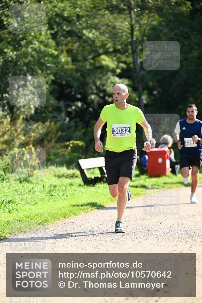 27.09.2026 - 35. Volkslauf durch das schöne Alstertal Dr. Thomas Lammeyer http://msf.ph/oto/10570642 27.09.2026 11:14:38 Laufen 3032 meine-sportfotos.de
