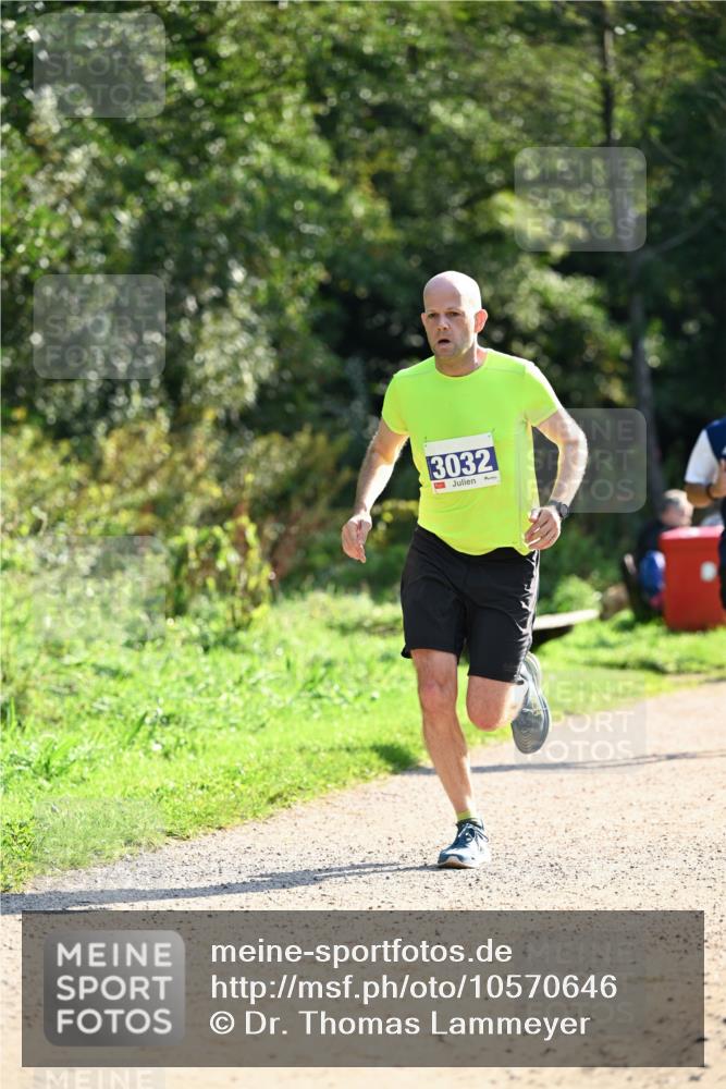 27.09.2026 - 35. Volkslauf durch das schöne Alstertal Dr. Thomas Lammeyer http://msf.ph/oto/10570646 27.09.2026 11:14:38 Laufen 3032 meine-sportfotos.de