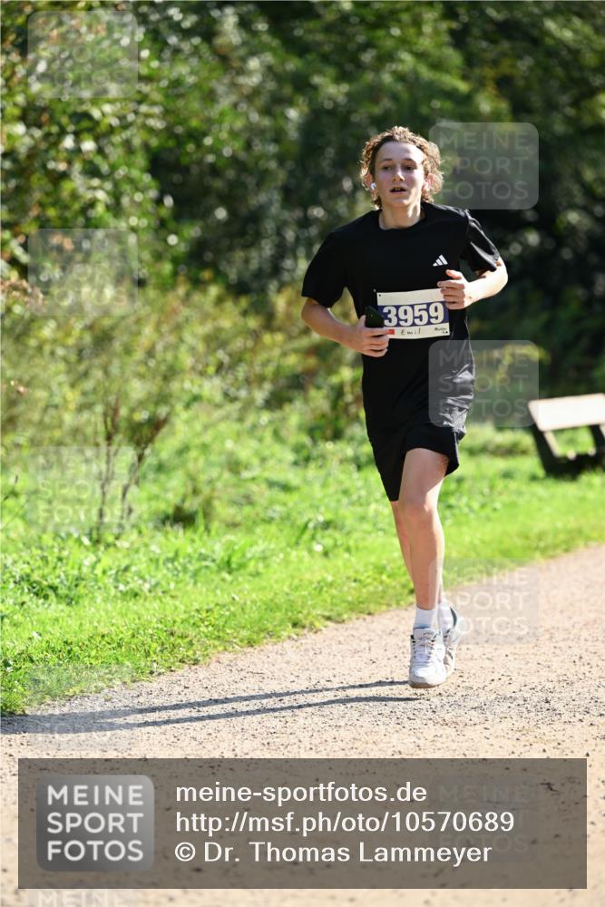 27.09.2026 - 35. Volkslauf durch das schöne Alstertal Dr. Thomas Lammeyer http://msf.ph/oto/10570689 27.09.2026 11:15:06 Laufen 3959 meine-sportfotos.de