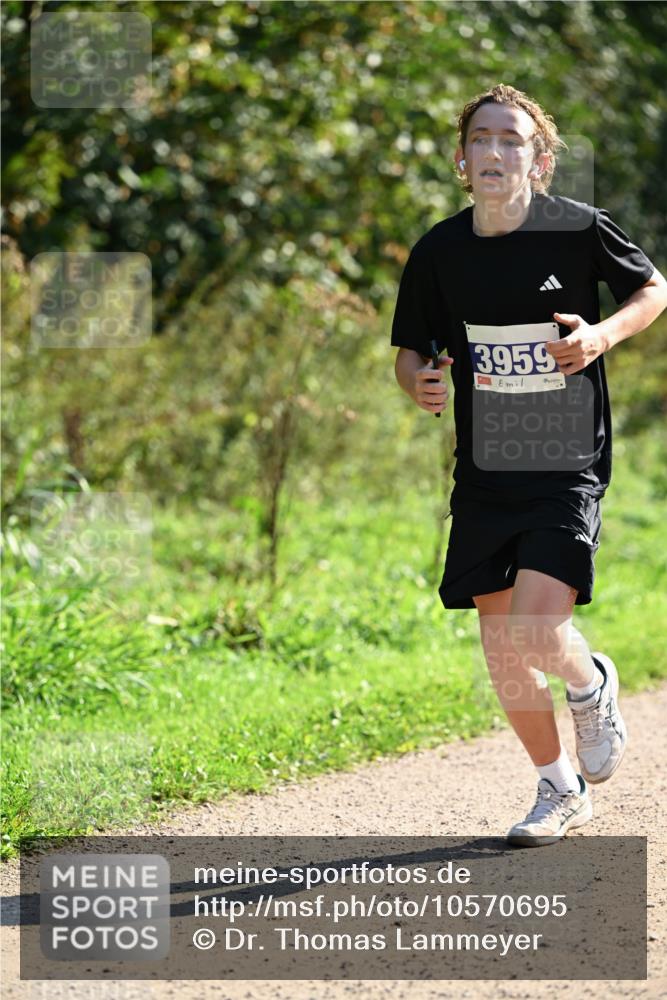 27.09.2026 - 35. Volkslauf durch das schöne Alstertal Dr. Thomas Lammeyer http://msf.ph/oto/10570695 27.09.2026 11:15:07 Laufen 3959 meine-sportfotos.de